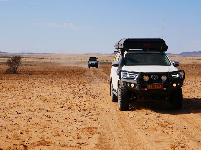 4x4-autoverhuur-namibië-camping-uitrusting-1-2-personen