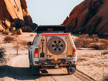 Asco Car Hire 4x4-Mietwagen f&uuml;r eine Selbstfahrerreise bei Spitzkoppe in Damaraland