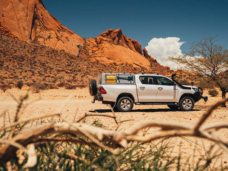 Videos zuverlässiges und erschwingliches 4×4-Auto für Ihre Selbstfahrerreise in Afrika