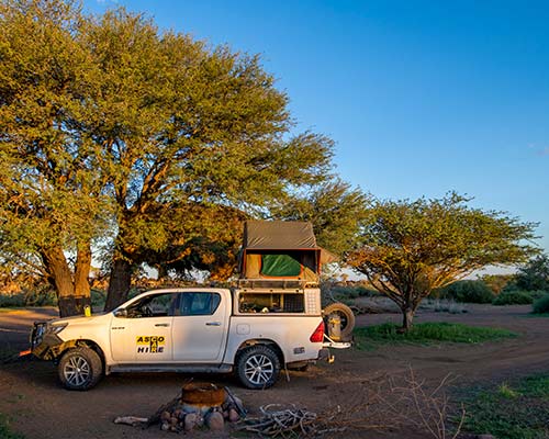 4x4-autoverhuur-namibië-camping-uitrusting-1-2-personen